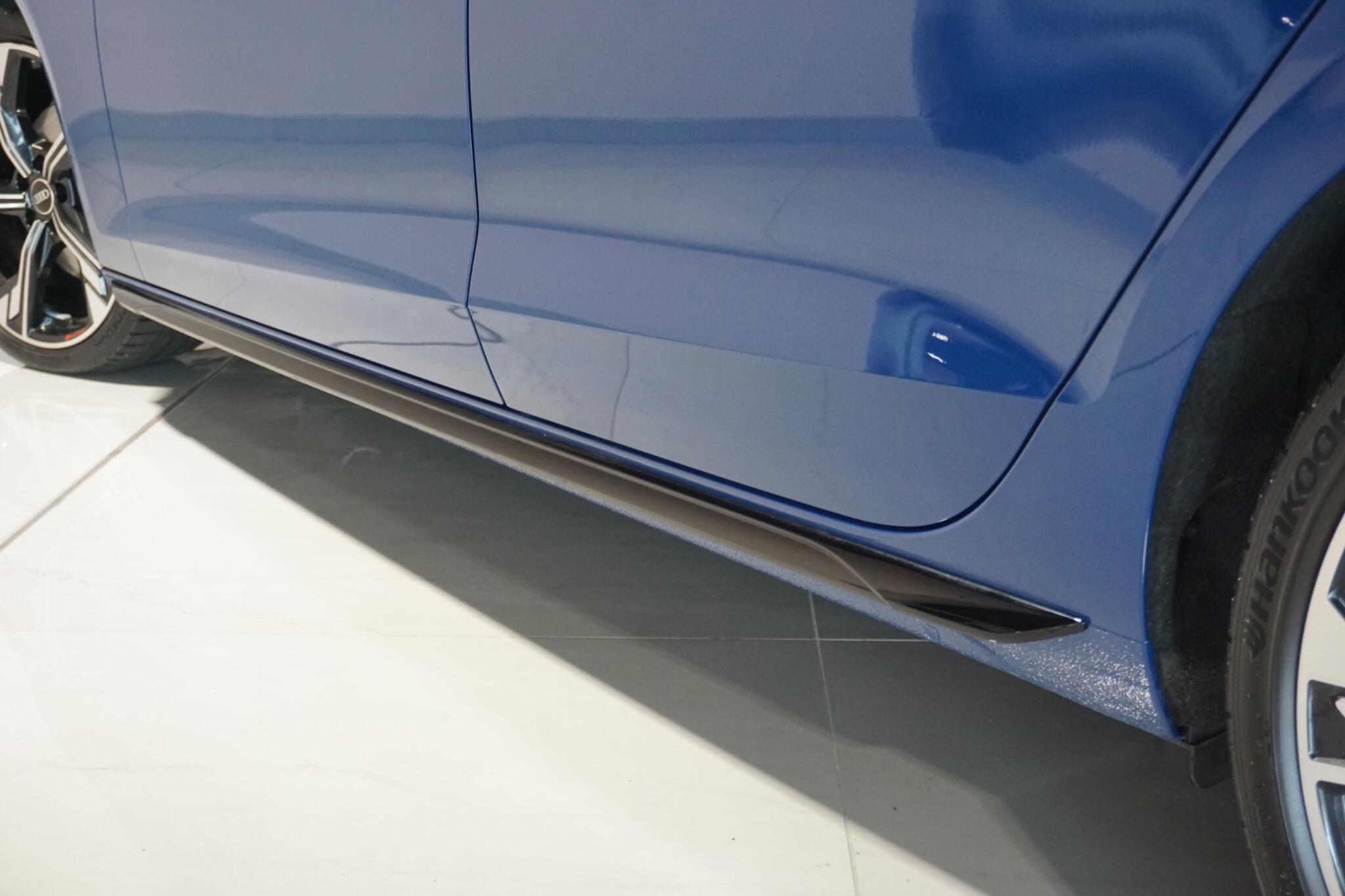 Audi A4 2.0 TDI 40 Black Edition Saloon 4dr Diesel S Tronic quattro Euro 6 (s/s) (204 ps)